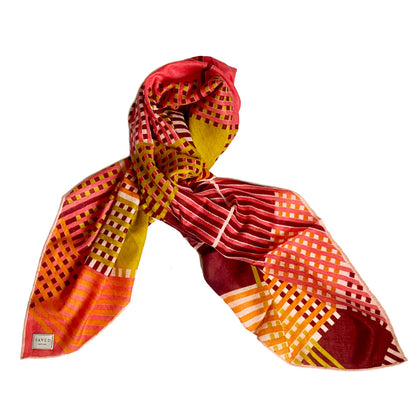 tepluste-IO-SavedNY-PlaidCheck Bubblegum 2 cashmere scarf